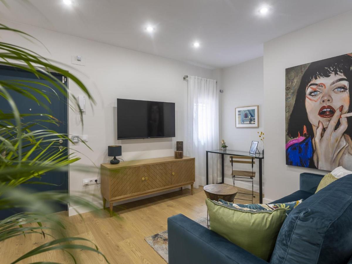 Beautiful Blue Triana Apartment Севилья Экстерьер фото
